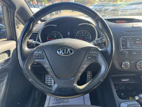 2016 Kia Forte5 SX