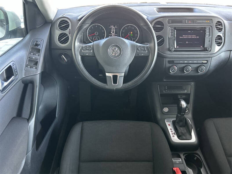 2018 Volkswagen Tiguan Limited 2.0T 4Motion