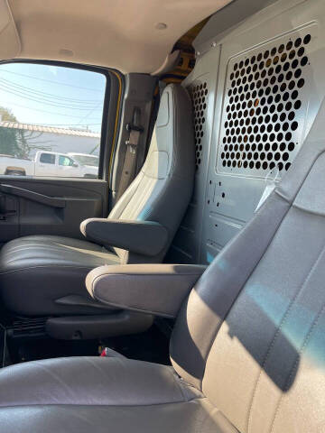 2019 Chevrolet Express 2500