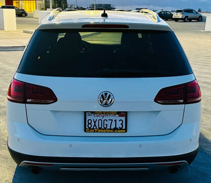 2017 Volkswagen Golf Alltrack TSI SE 4Motion
