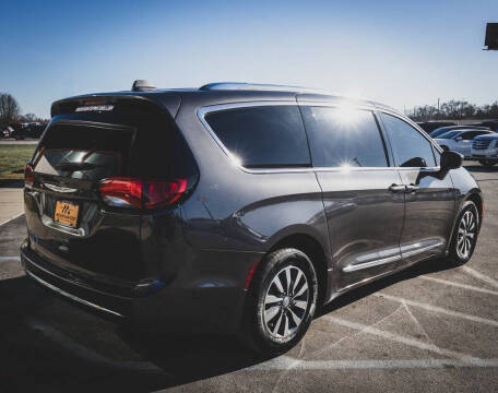 2020 Chrysler Pacifica Touring L Plus