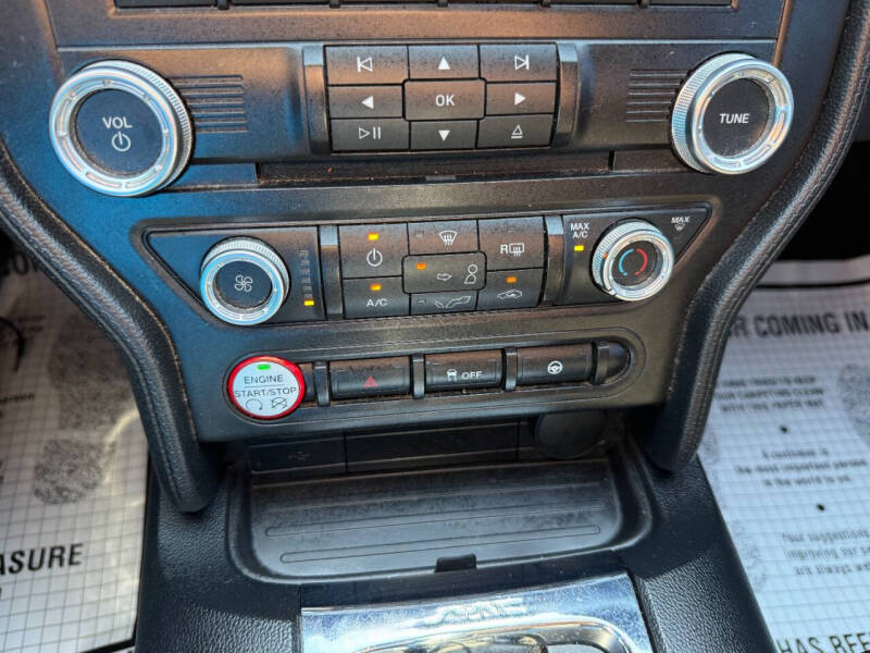 2016 Ford Mustang V6