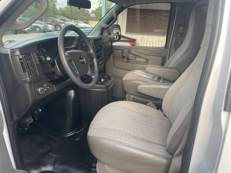 2020 GMC Savana 2500