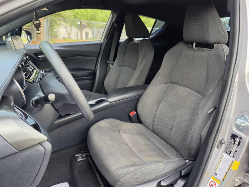 2019 Toyota C-HR LE