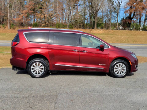 2018 Chrysler WHEELCHAIR VAN