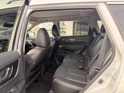 2016 Nissan Rogue SL
