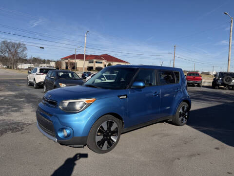 2017 Kia Soul +