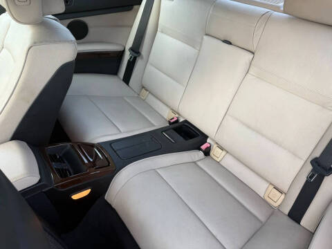 2012 BMW 3 Series 328i