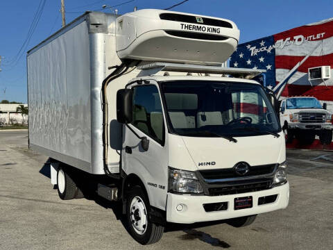 2018 Hino 195