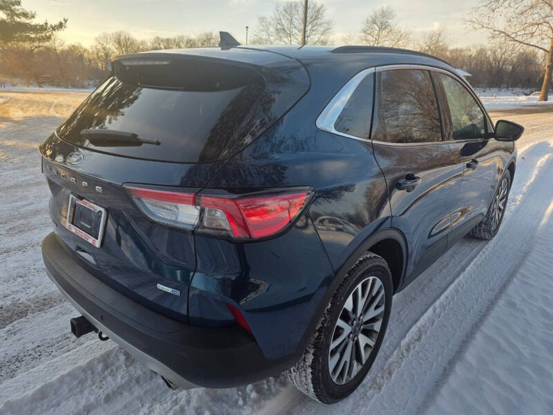 2020 Ford Escape Titanium