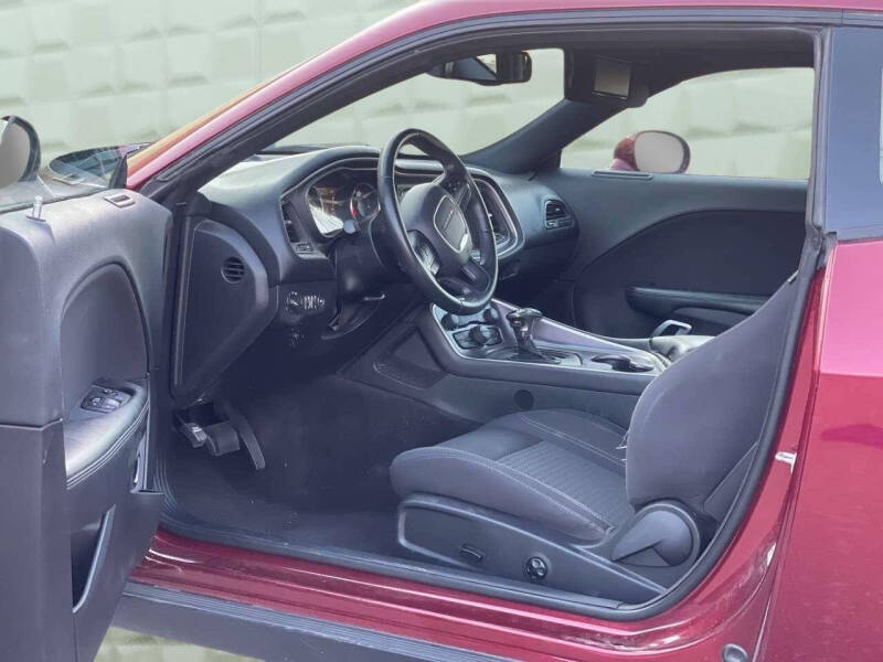 2019 Dodge Challenger SXT