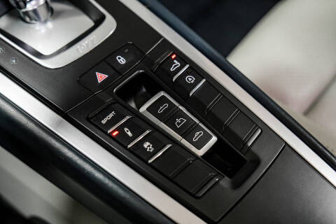 2017 Porsche 911 Carrera