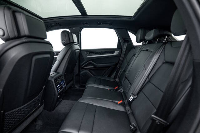 2025 Porsche Cayenne