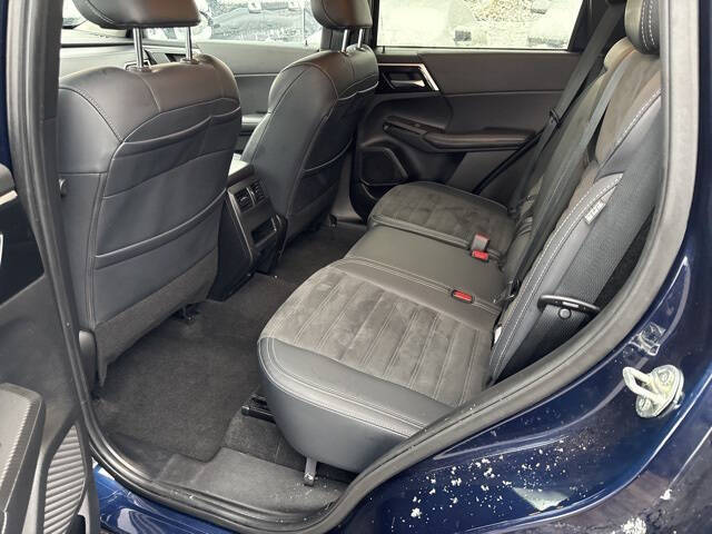 2024 Mitsubishi Outlander