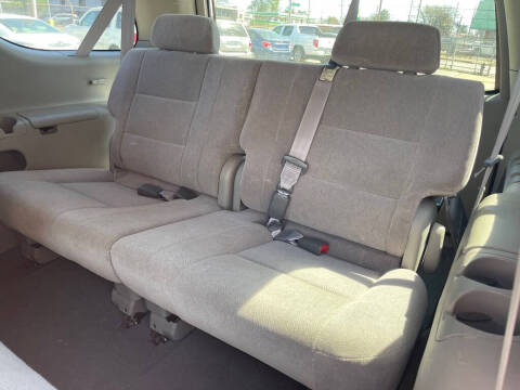 2003 Toyota Sequoia SR5