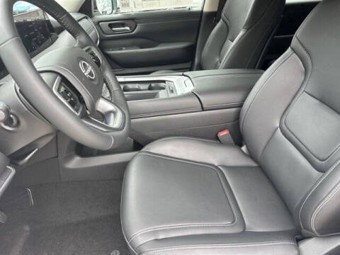 2025 Nissan Armada SV