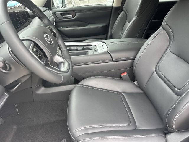 2025 Nissan Armada SV