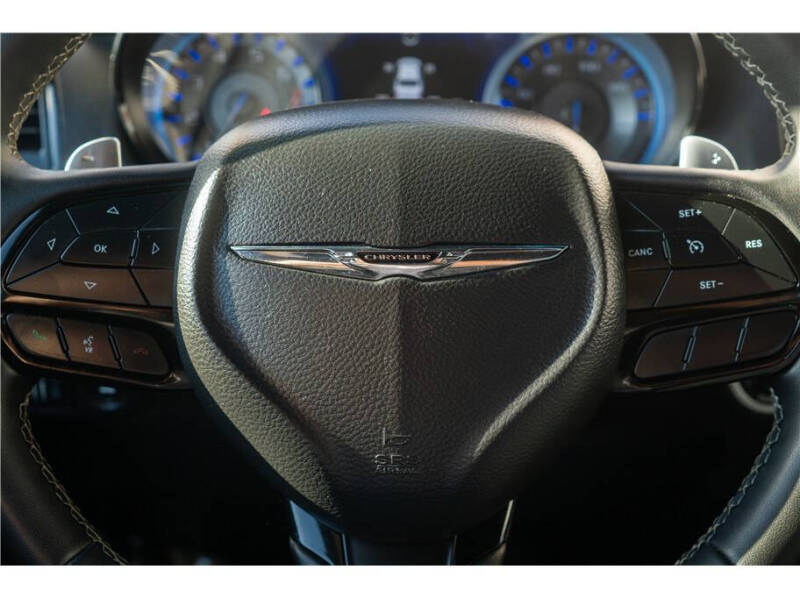 2023 Chrysler 300 S V6