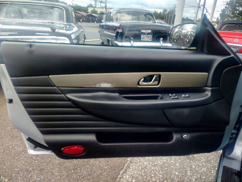 2002 Ford Thunderbird