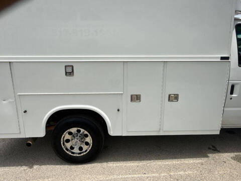 2009 Ford E-Series E-350 SD
