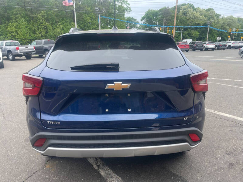 2024 Chevrolet Trax LT