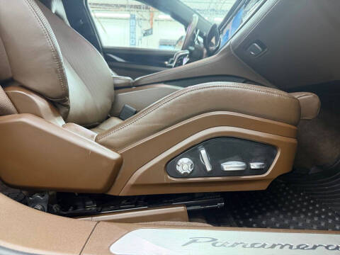 2018 Porsche Panamera 4S