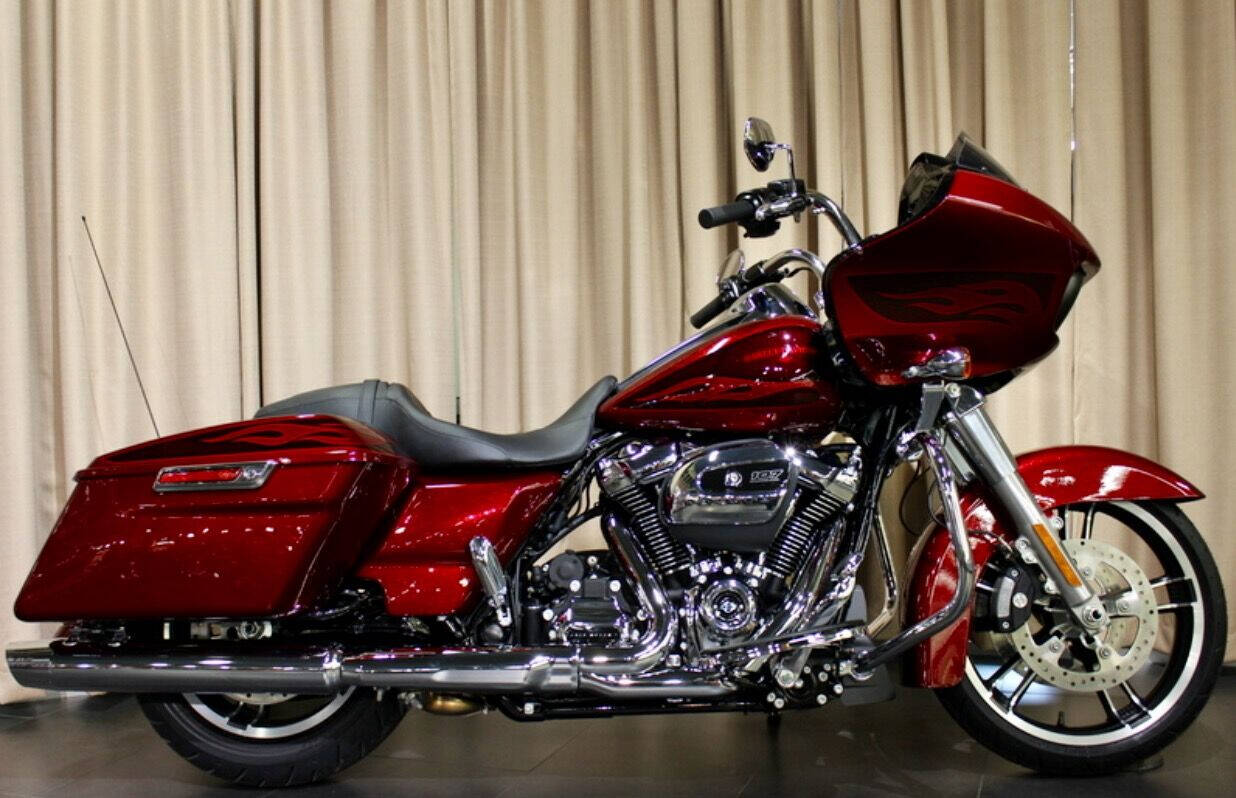 Hard candy hot rod red deals flake street glide for sale