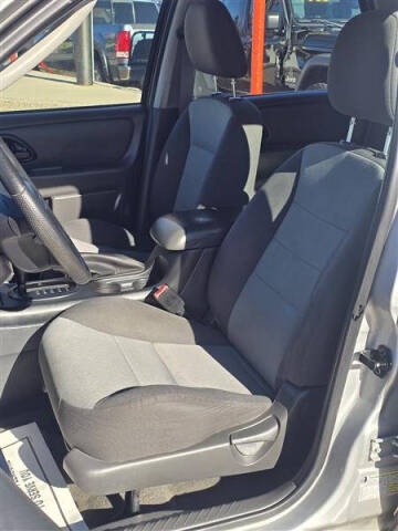 2006 Ford Escape XLS