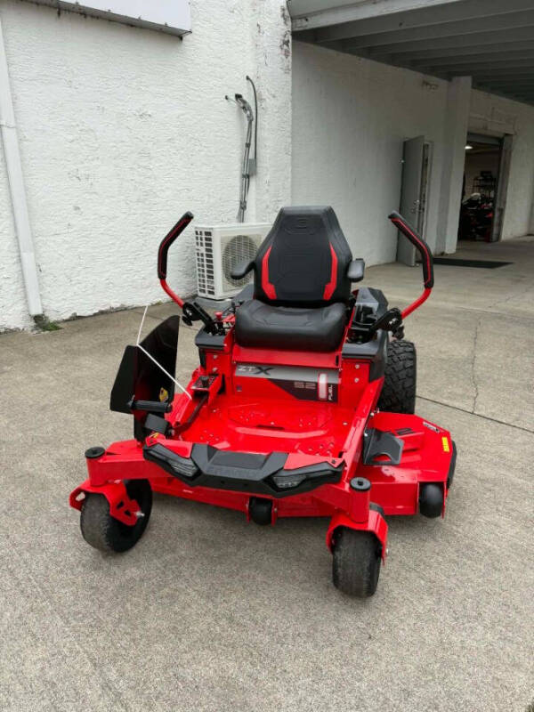 2026 Gravely ZT X 52"