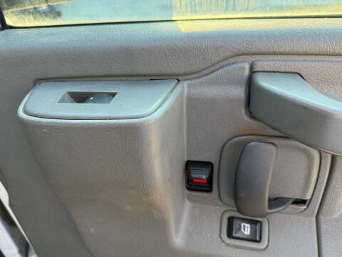 2016 Chevrolet Express 2500