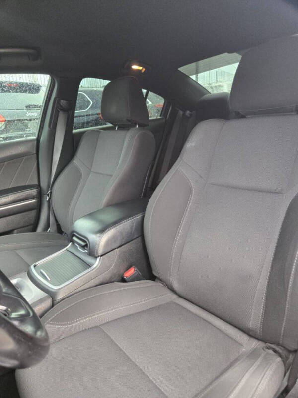 2019 Dodge Charger SXT