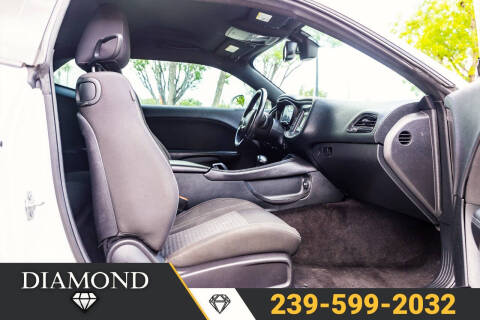 2016 Dodge Challenger SXT