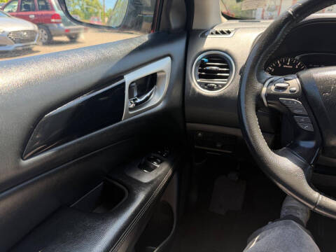 2018 Nissan Pathfinder