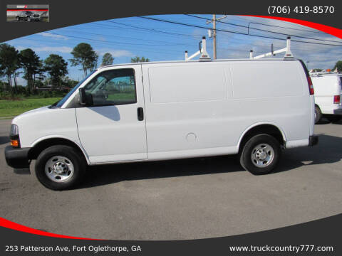 2022 Chevrolet Express 2500