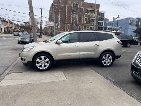 2016 Chevrolet Traverse LT