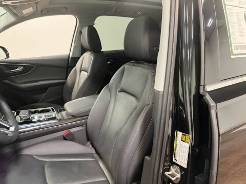 2023 Audi Q7 quattro Premium 45 TFSI