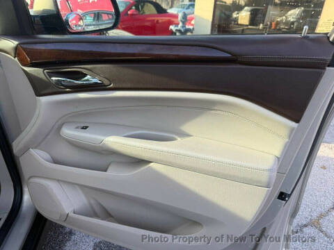 2011 Cadillac SRX Luxury Collection