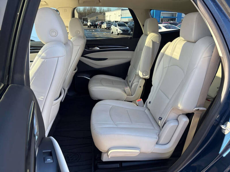 2024 Buick Enclave Essence