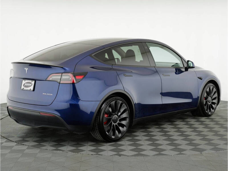 2023 Tesla Model Y Performance