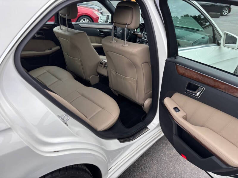 2010 Mercedes-Benz E-Class