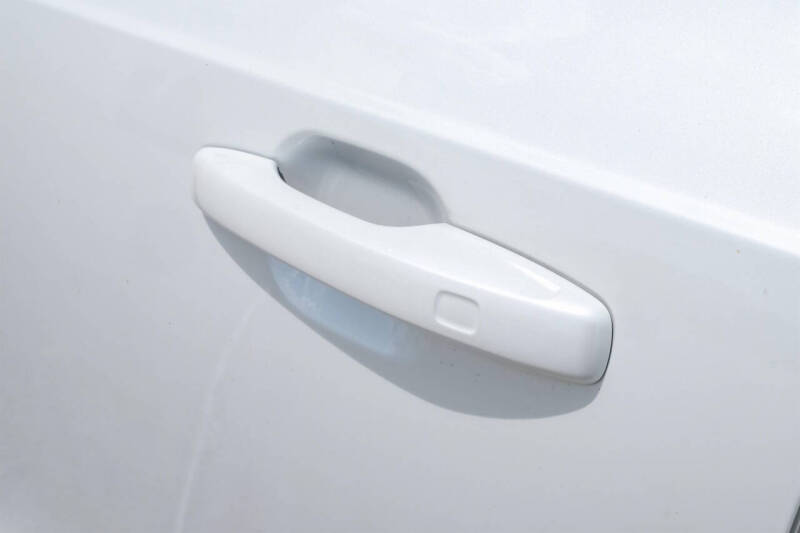 2016 Volvo XC90 T8 eAWD R-Design