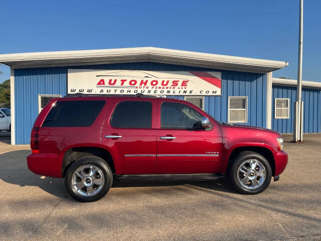 2011 Chevrolet Tahoe LT's photo