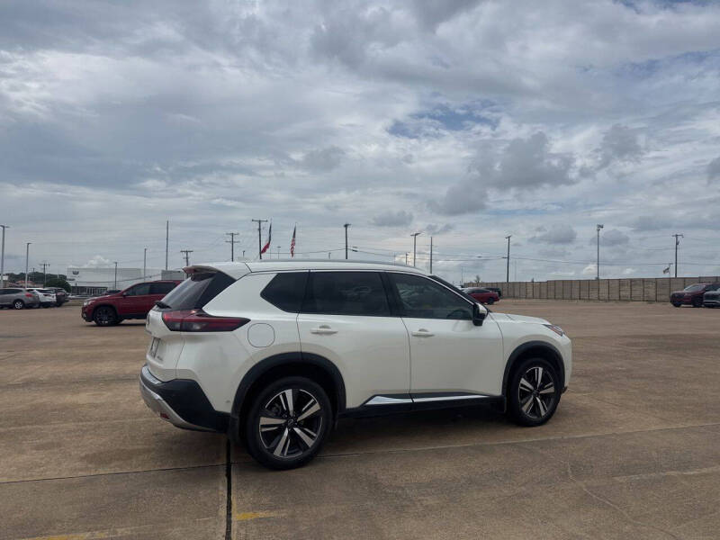 2022 Nissan Rogue Platinum
