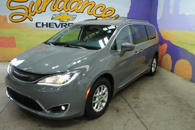 2020 Chrysler Pacifica Touring L