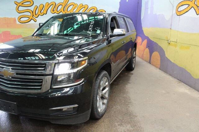 Used 2020 Chevrolet Suburban Premier with VIN 1GNSKJKC5LR242595 for sale in Grand Ledge, MI