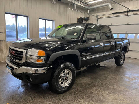 2007 GMC Sierra 2500HD Classic for sale at Sand's Auto Sales in Cambridge MN