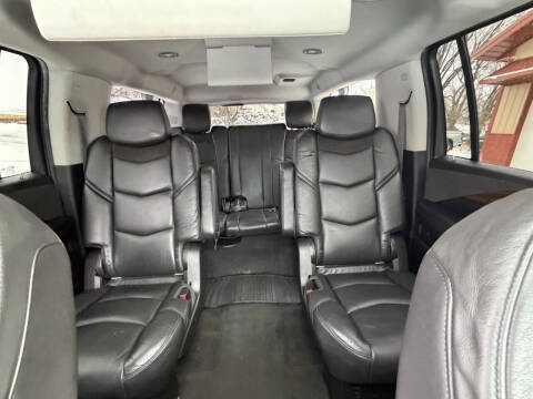 2017 Cadillac Escalade ESV Premium Luxury