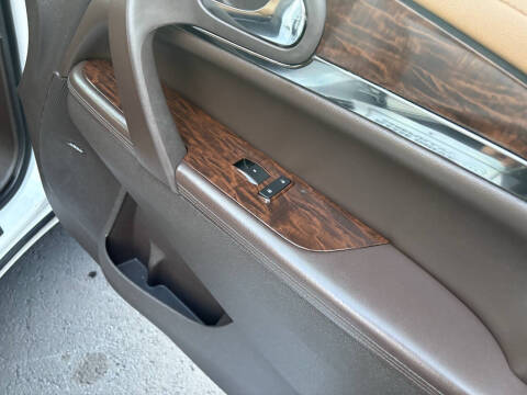 2017 Buick Enclave Leather