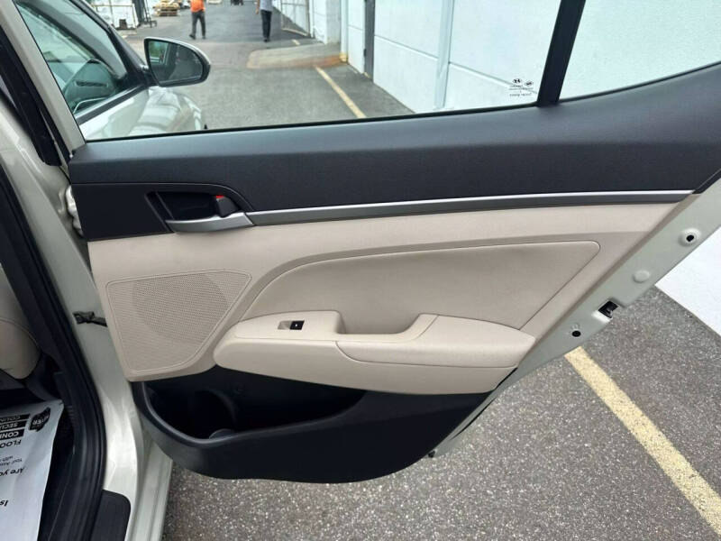 2017 Hyundai Elantra Value Edition