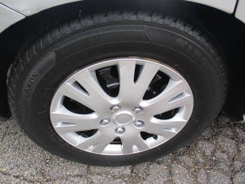 2009 Dodge Avenger SE